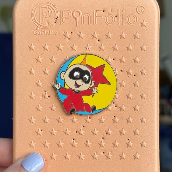 Disney Parks Pixar Luxo Ball Jack Jack Starter Set Pin - Picture 4 of 4